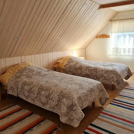 Holiday home Hiiemaee Puhkemaja *