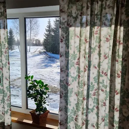 Hiiemaee Puhkemaja Kunda