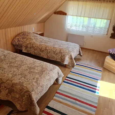 Hiiemaee Puhkemaja Дом отдыха *