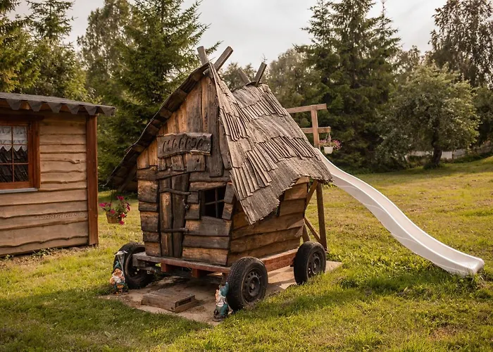 Hiiemaee Puhkemaja Casa vacanze Kunda