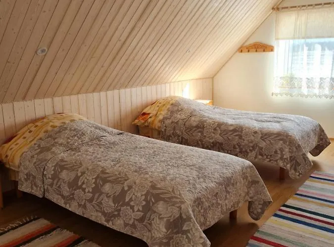 Casa de Férias Hiiemaee Puhkemaja *